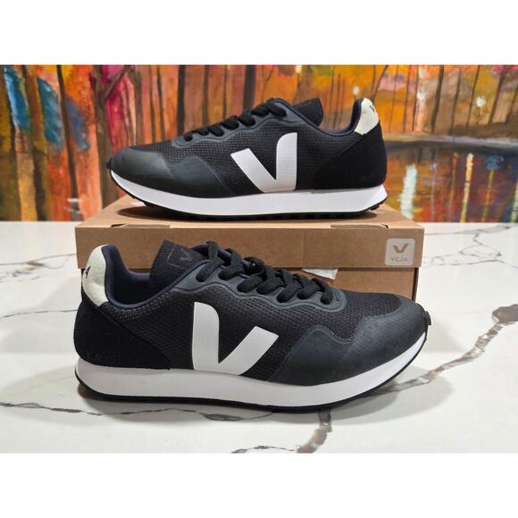 Veja Shoes - Veja SDU TPU B-Mesh Black White Size 9 Women's 7 Men's Runner Raffia Casual